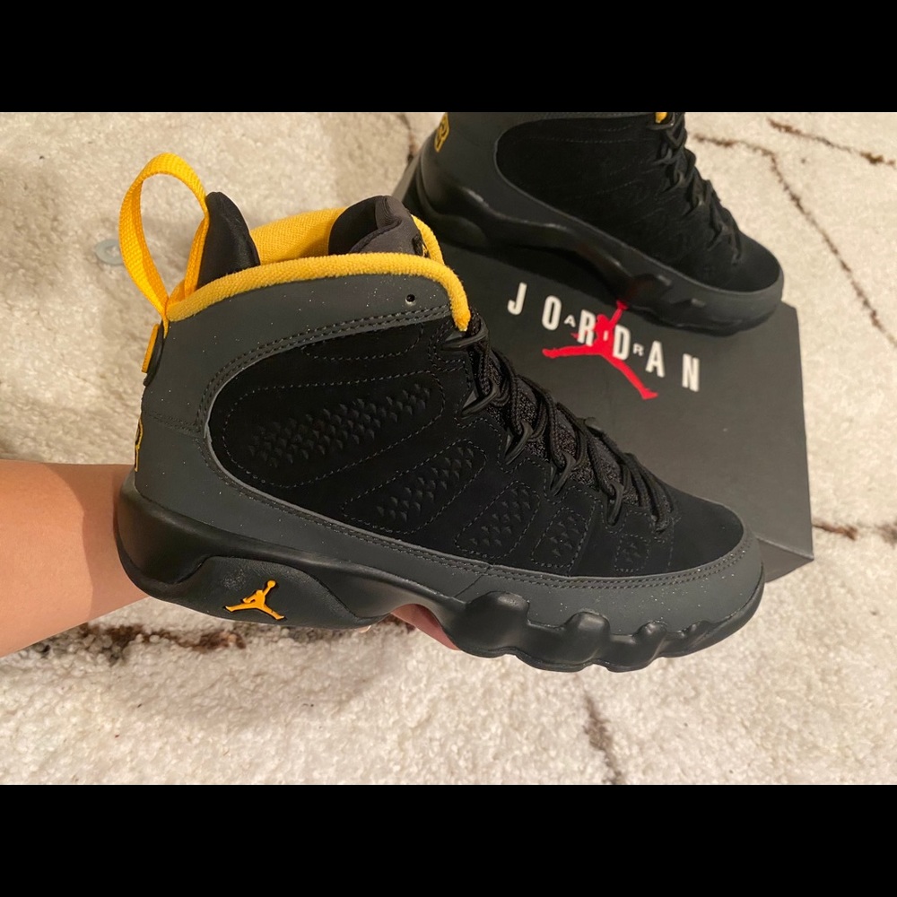 Air Jordan 9 retro